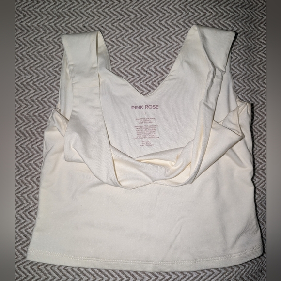 Pink Rose Cream V-Neck Tank Top NWOT - Picture 3 of 3